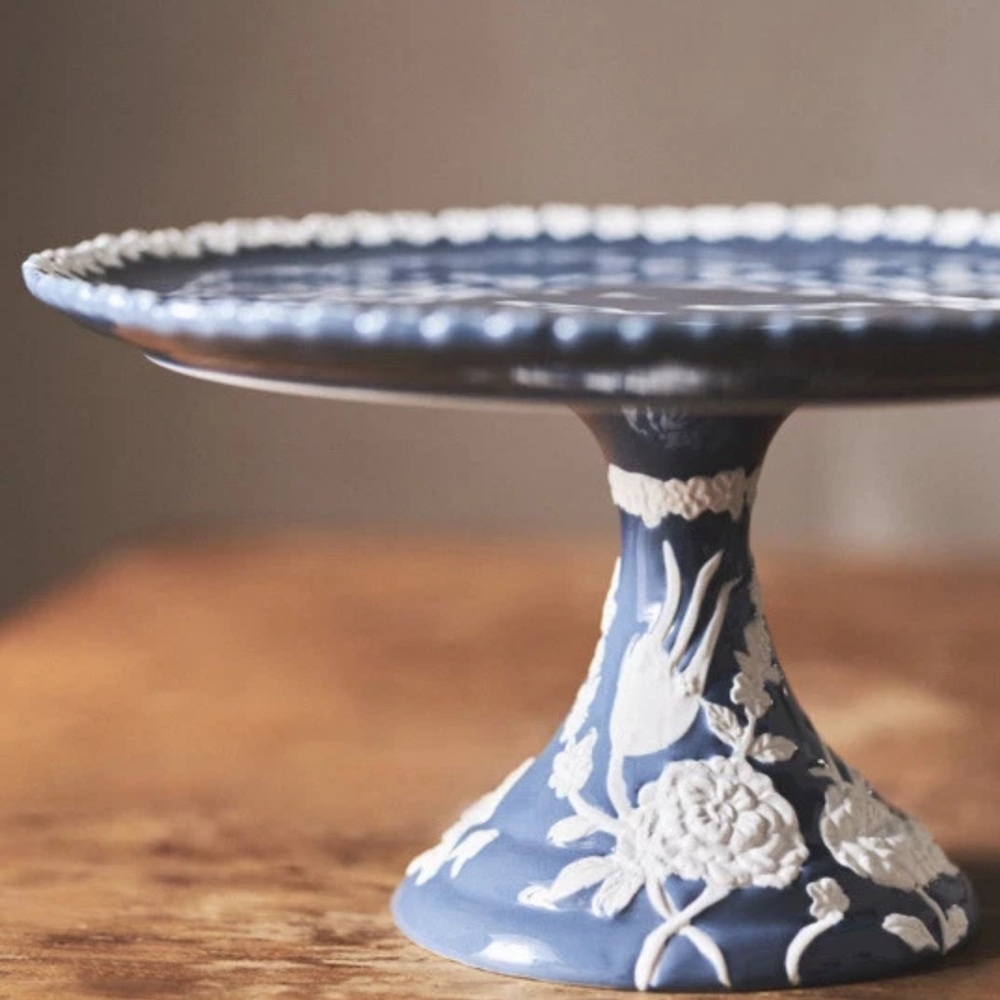 Anthropologie Turkuaz Kitchen Posy Cake Stand Handpainted Glazed NEW